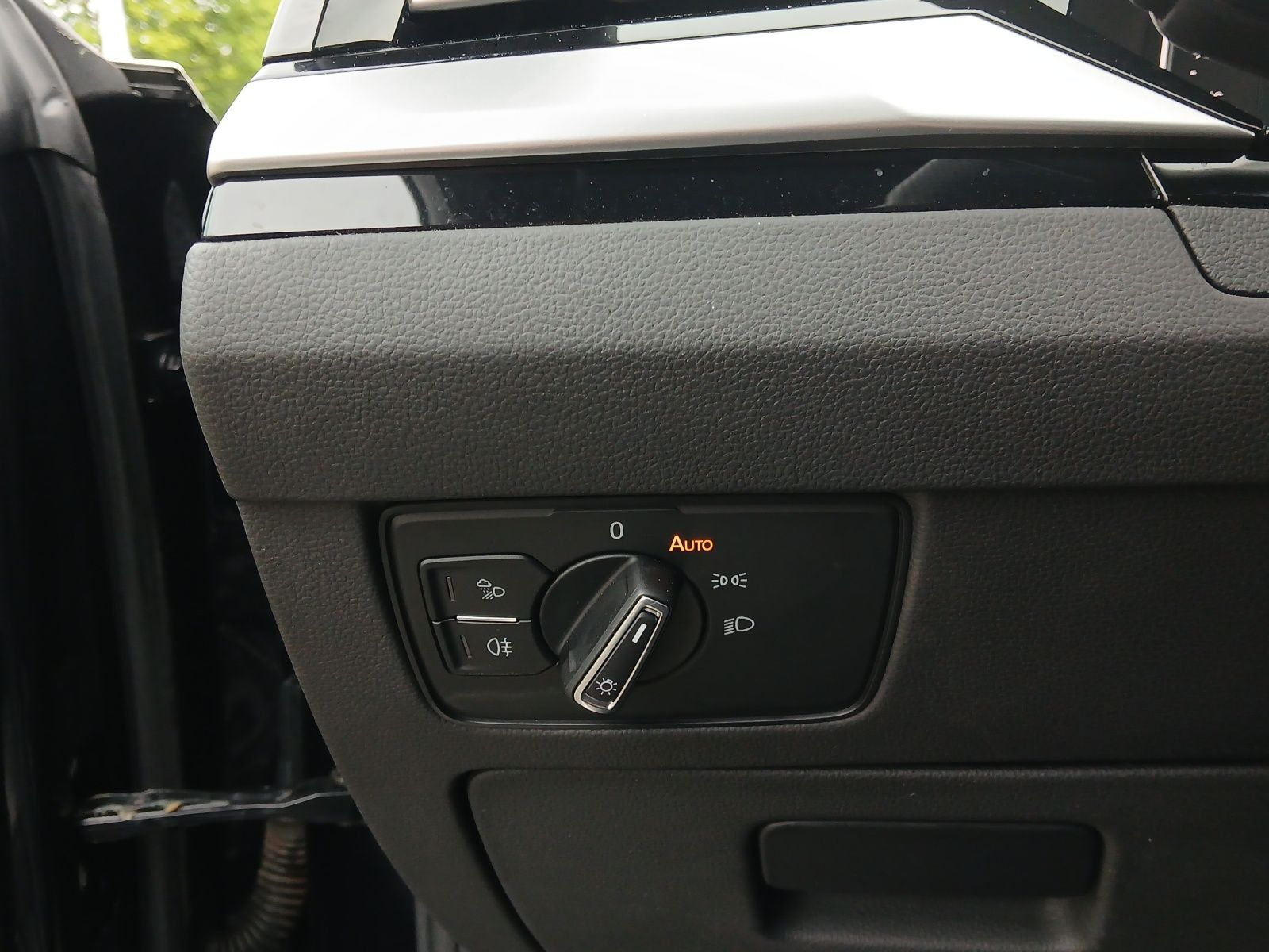 Fahrzeugabbildung Volkswagen Arteon SB TDI R-Line DSG 4M Matrix AHK AID ACC R