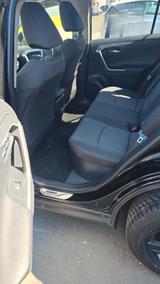 Toyota RAV 4 2.5 Hybrid Club Auto Club - schwarze Toyota RAV 4