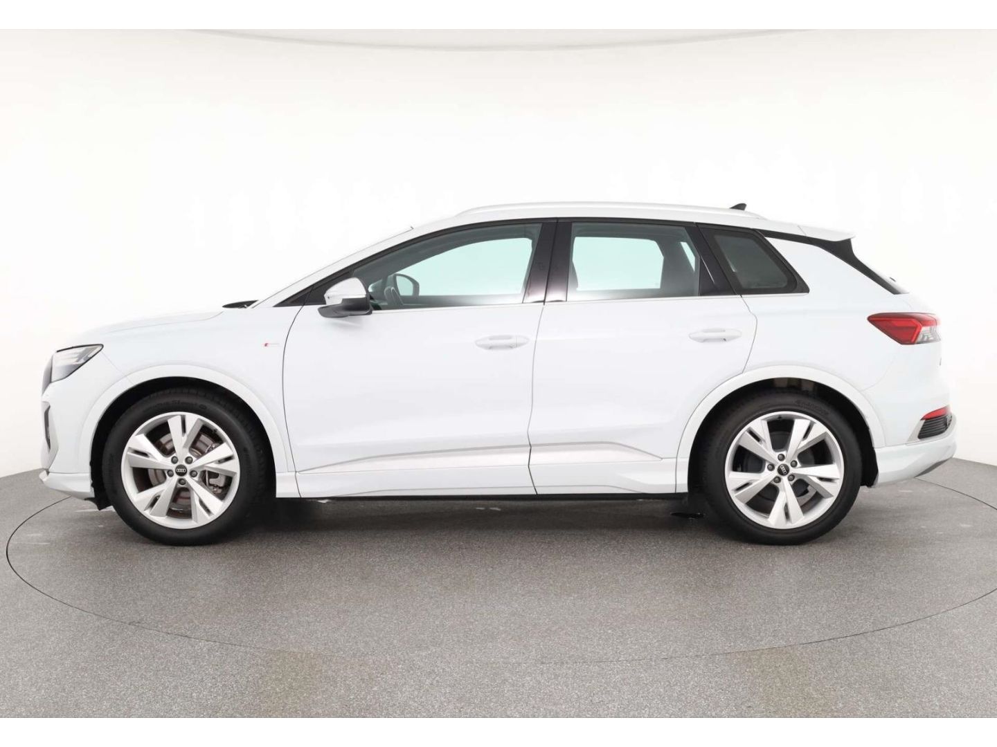 Audi Q4 e-tron S line 45 RFK HUD NAV Matrix 20'' foto 5
