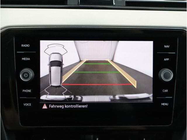 Volkswagen Passat Variant - Bild 18