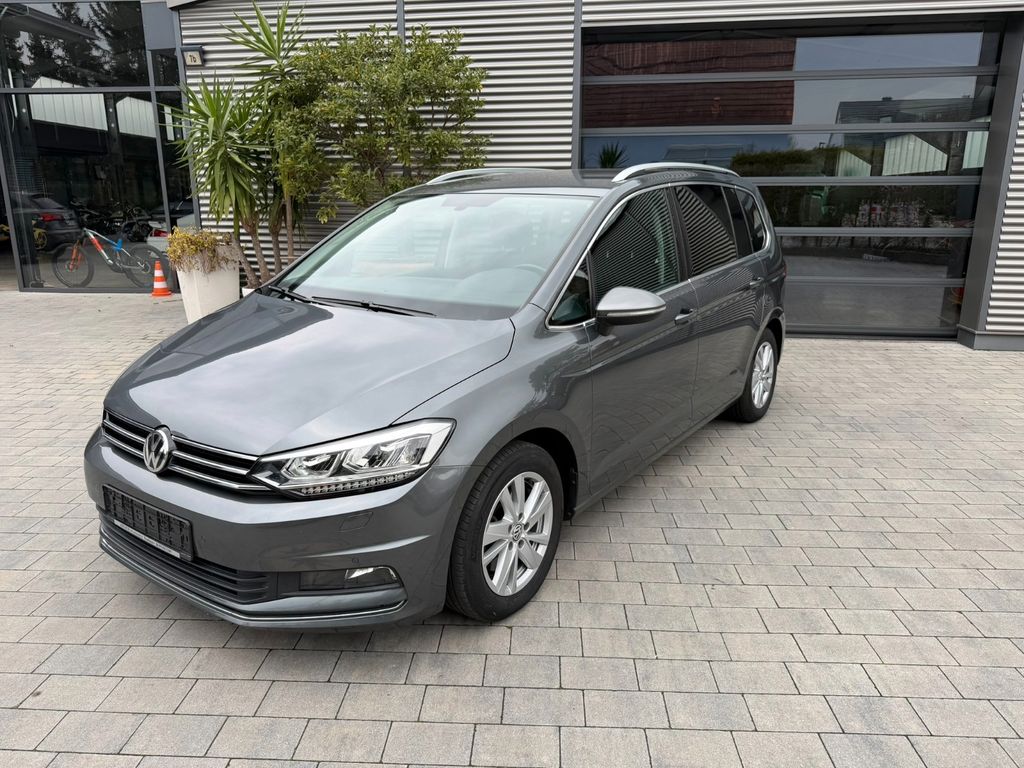 Image of Volkswagen Touran