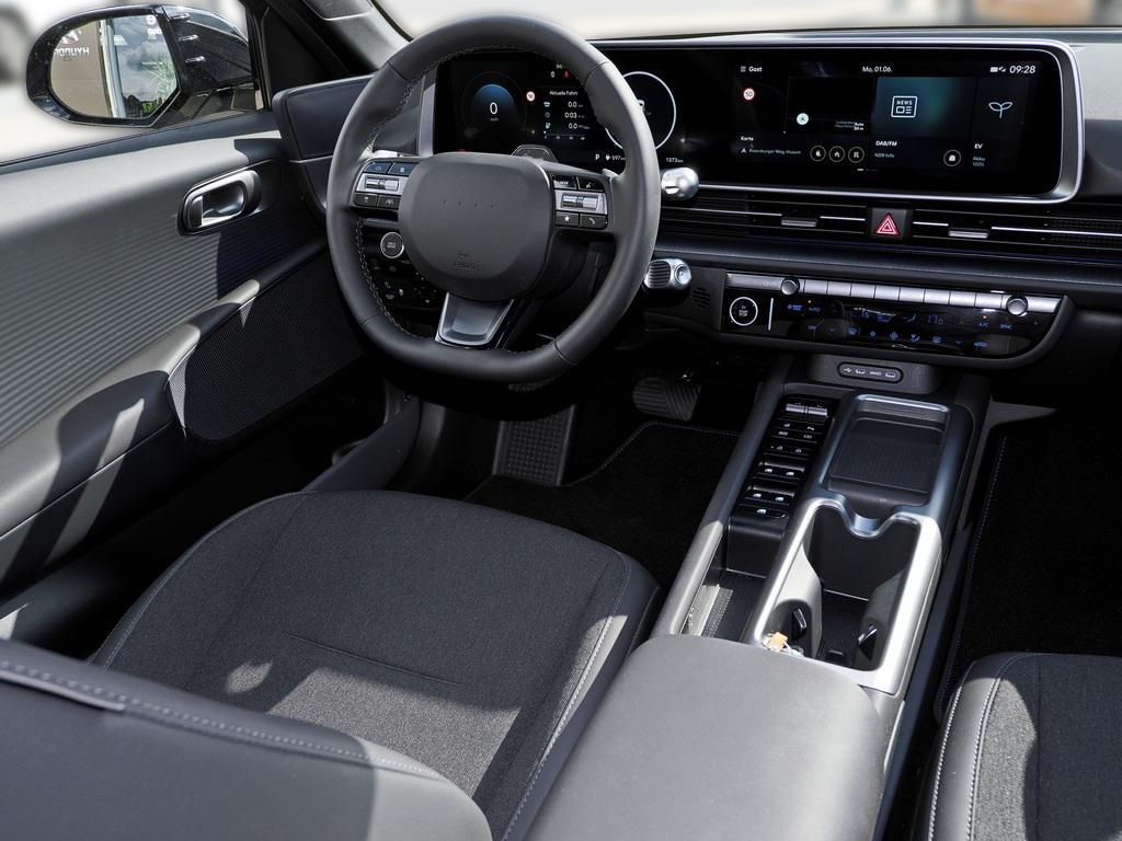 Fahrzeugabbildung Hyundai IONIQ 6 EV FL CENTRIQ 2xKlima 4xSHZ ACC AUT Kam.