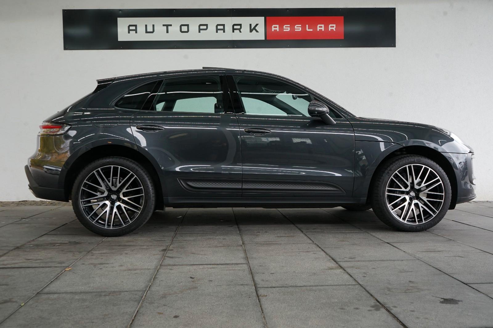 Porsche Macan 2.0 MY2022/PANO/360°KAMERA/21″Turbo Räder