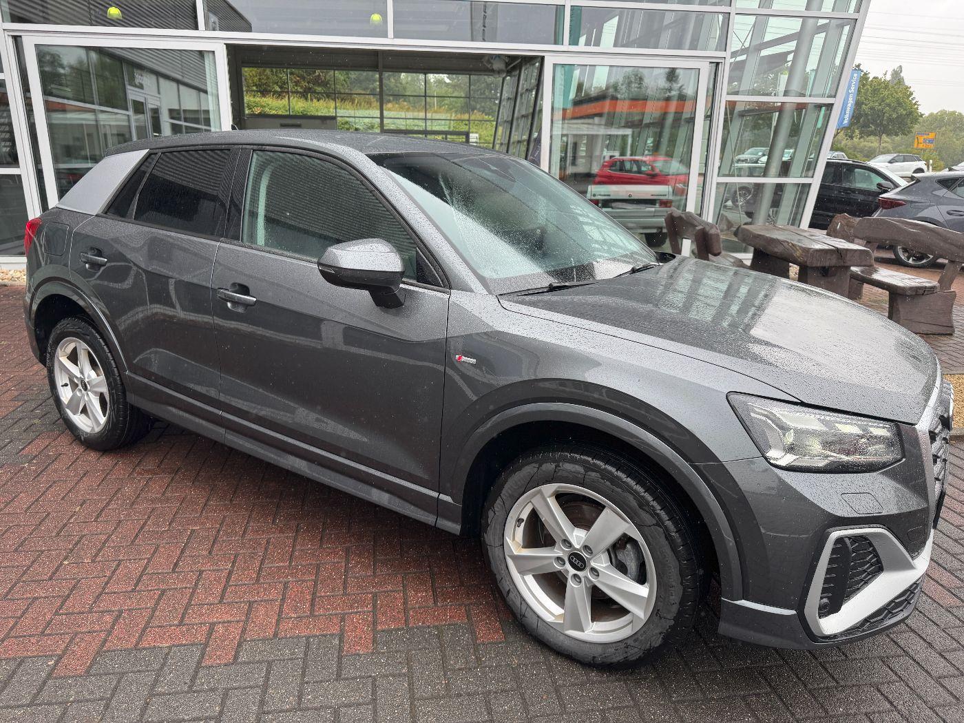 Audi Q2 35 1.5 TFSI S-Line ACC+Matrix+Navivorb+SHZ+Ka