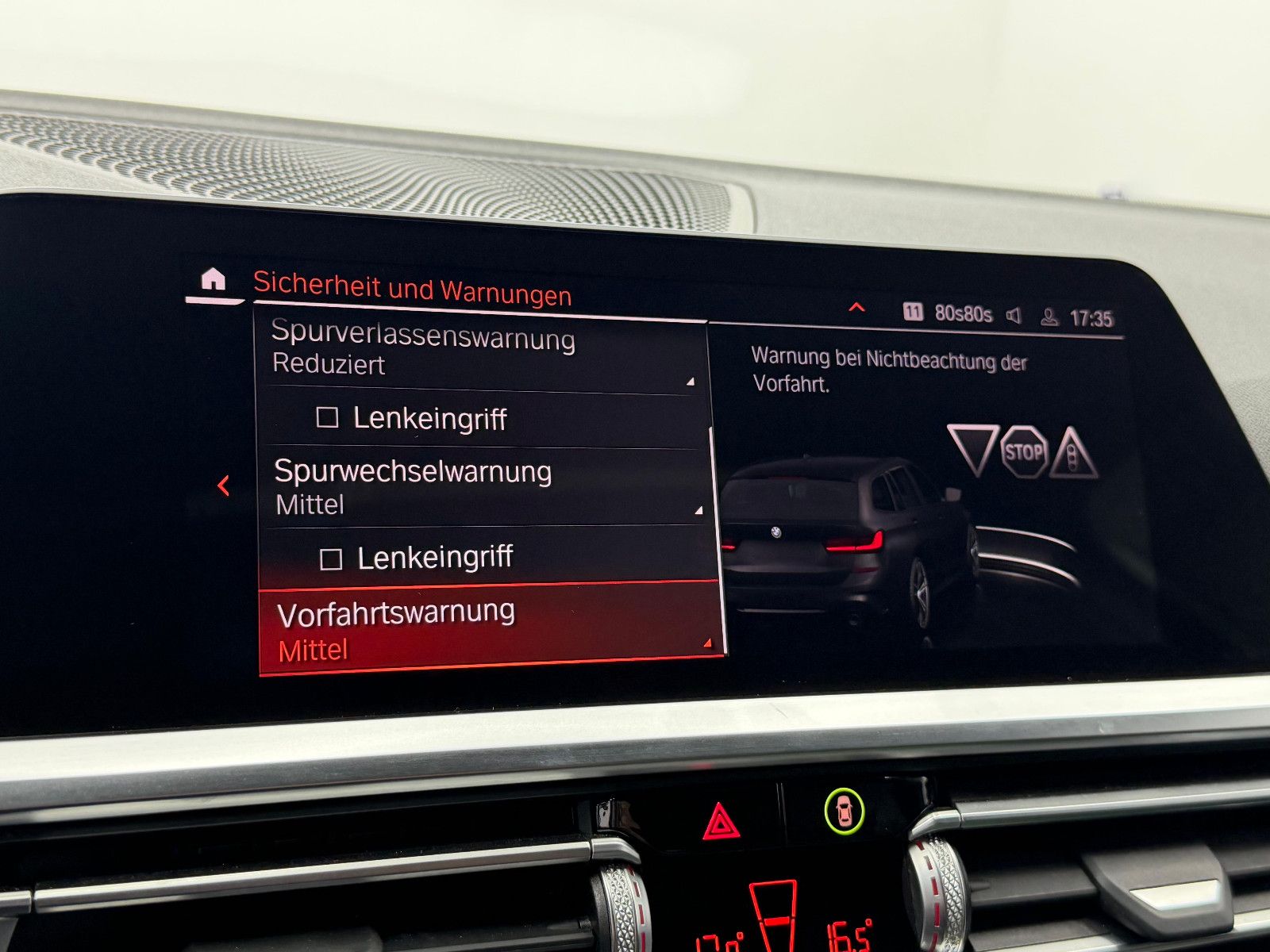 Fahrzeugabbildung BMW 320 d xDrive M-SPORT/LASER/DRIVING ASS+/PANO/HUD