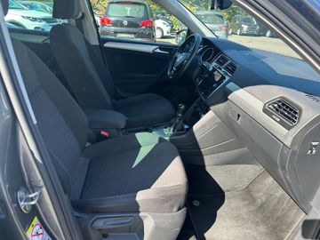 Volkswagen Tiguan - 7