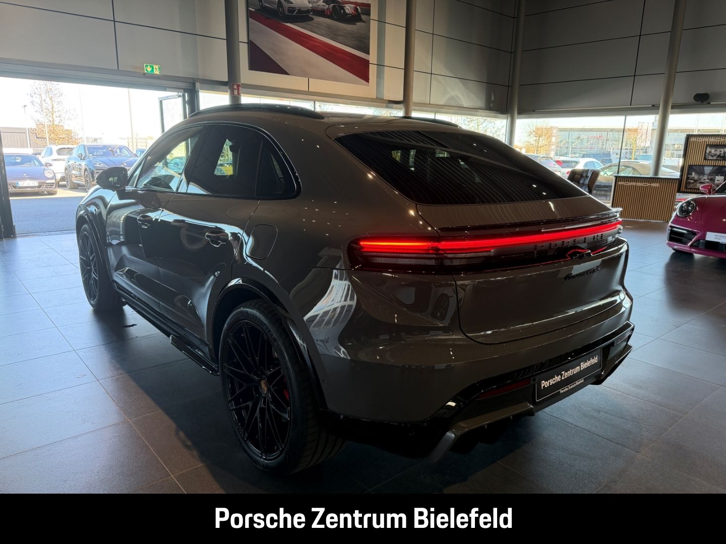 Porsche Macan GTS Head-Up Surround-View BOSE 22-Zoll imagem 3