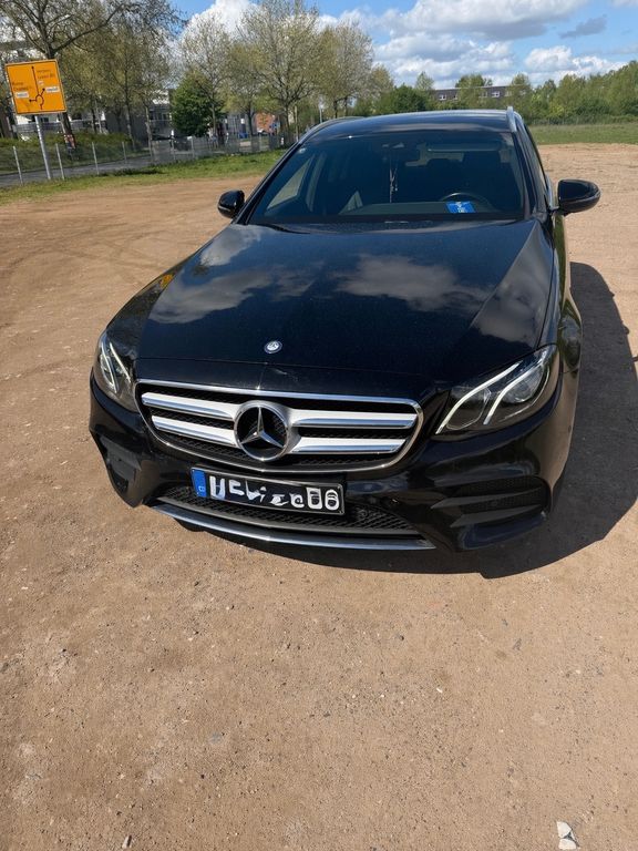 Image of Mercedes-Benz 220