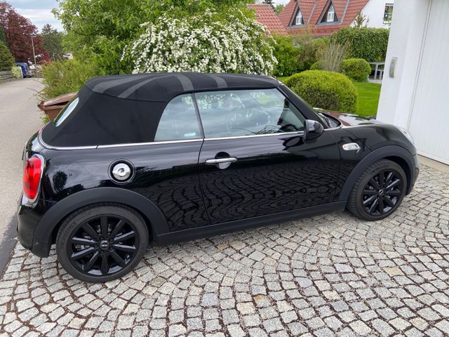 MINI Cooper S Cabrio *Garagenfahrzeug* 