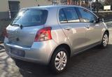 Toyota Yaris Executive - Toyota Yaris: Executive