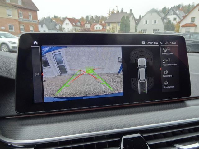 Fahrzeugabbildung BMW 520d xDrive M Sport/1.Hd/AHK/Virtual/Kamera/