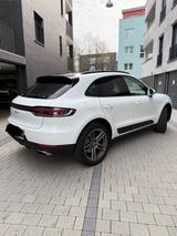 Porsche Macan - - - Porsche Macan in Kassel