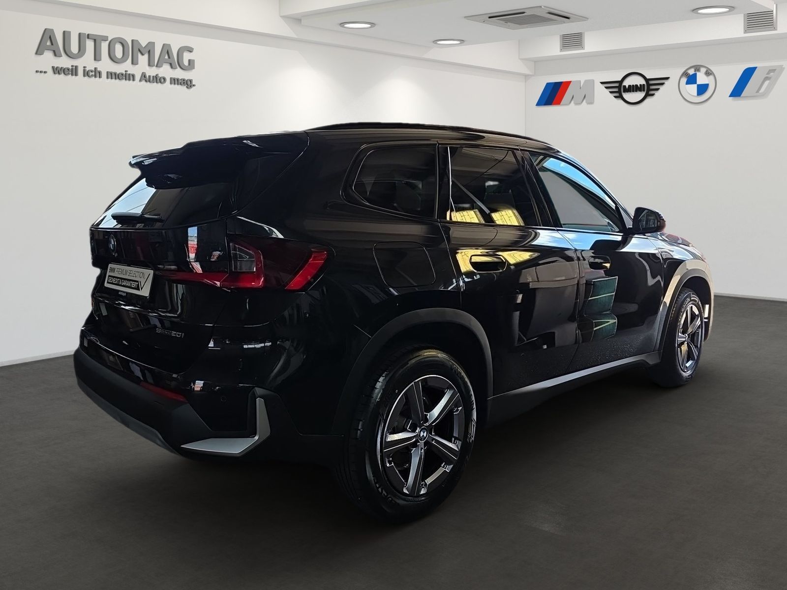 BMW X1 sDrive20i AHK ParkAss Komforzugang Vorbereitu foto 3