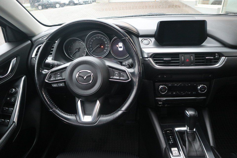 Fahrzeugabbildung Mazda 6 L Sports-Line G-192 AT AHK STHZ NAVI 19-Zoll B