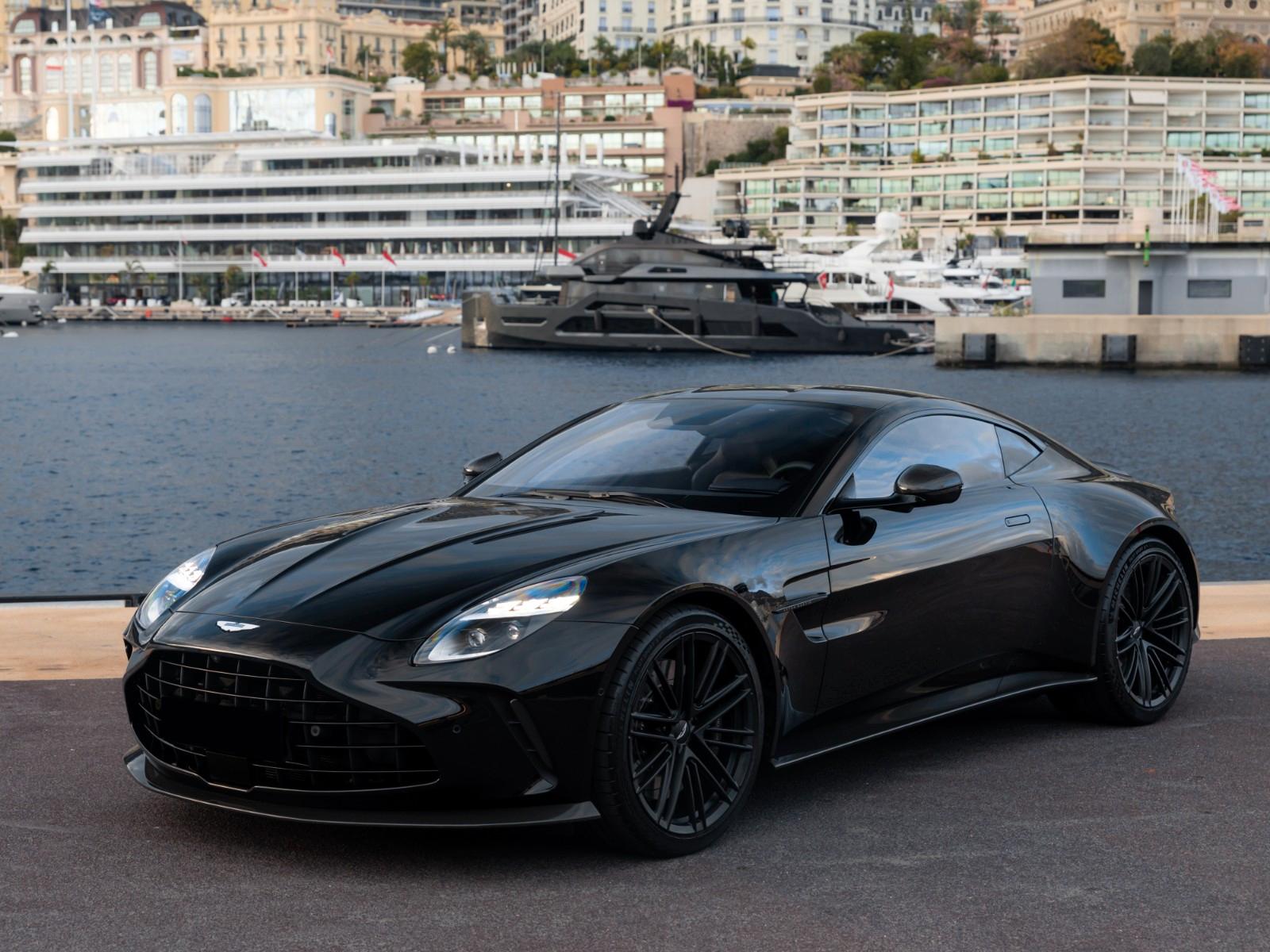 Aston Martin Vantage