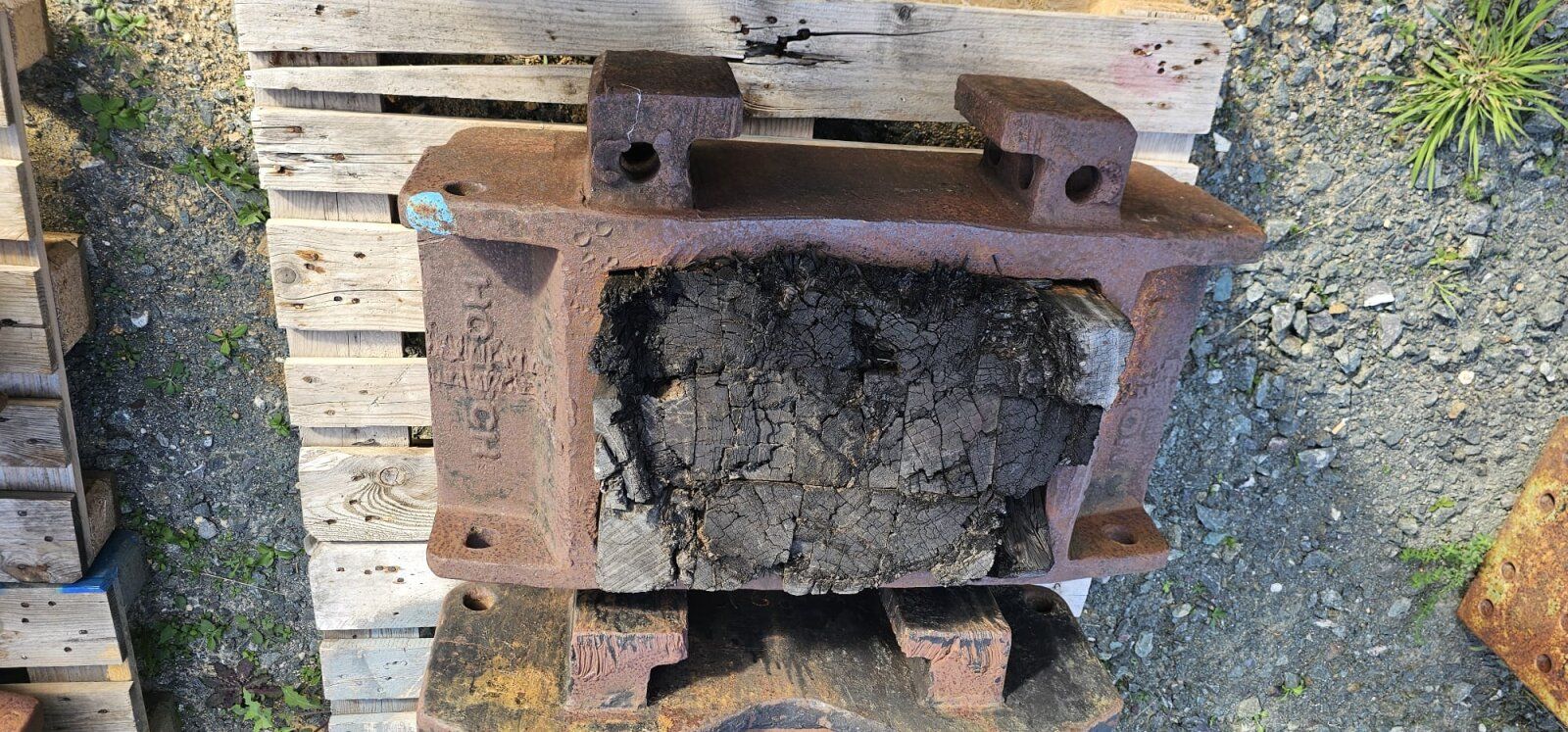Fahrzeugabbildung IHC S-35 Hydrohammer / Powerpack / Schwingmäkler