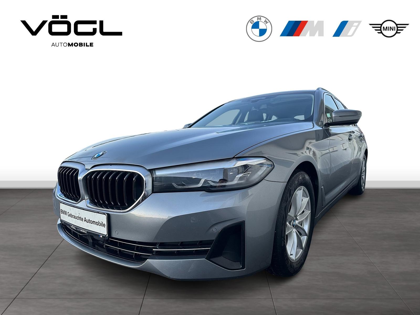 BMW 530d xDrive Touring DAB WLAN Pano.Dach Shz PDC