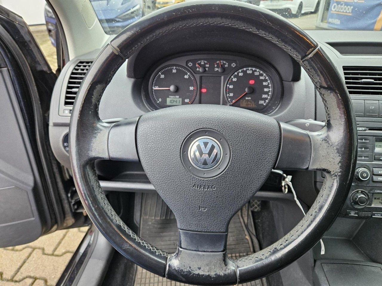 Fahrzeugabbildung Volkswagen Polo IV Comfortline / Nicht an Privat