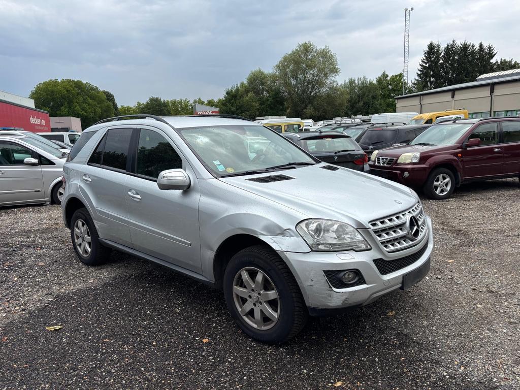 Mercedes-Benz ML 320