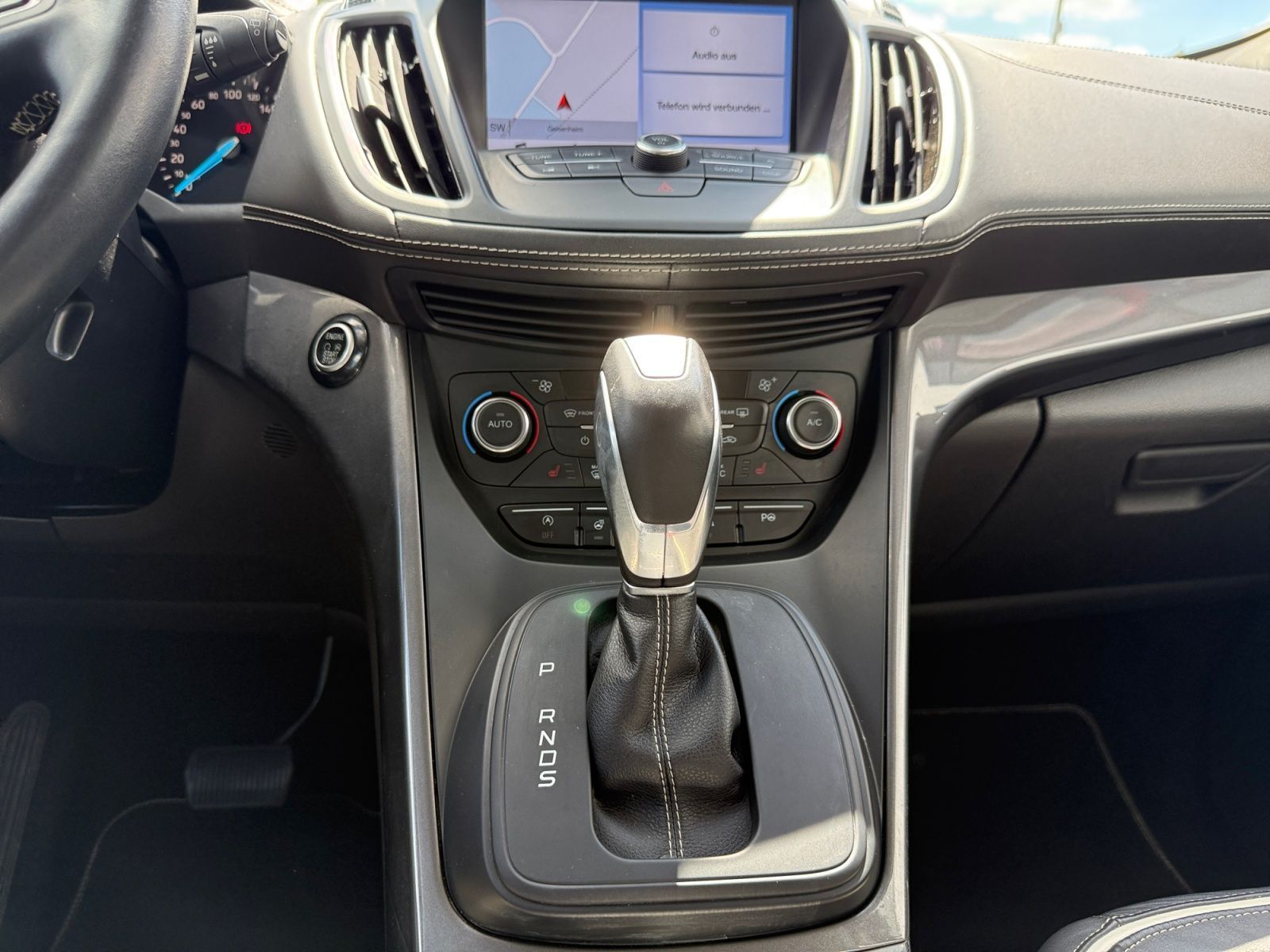Fahrzeugabbildung Ford Kuga 1.5 EcoBoost Vignale 4x4 OPF RFK AHK