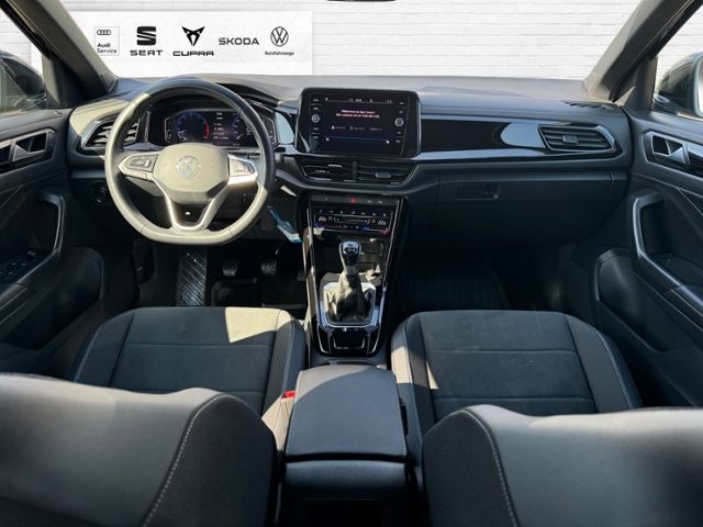 Fahrzeugabbildung Volkswagen T-Roc Style 1.5 TSI 150 PS 6-Gang AHK LED APP NA