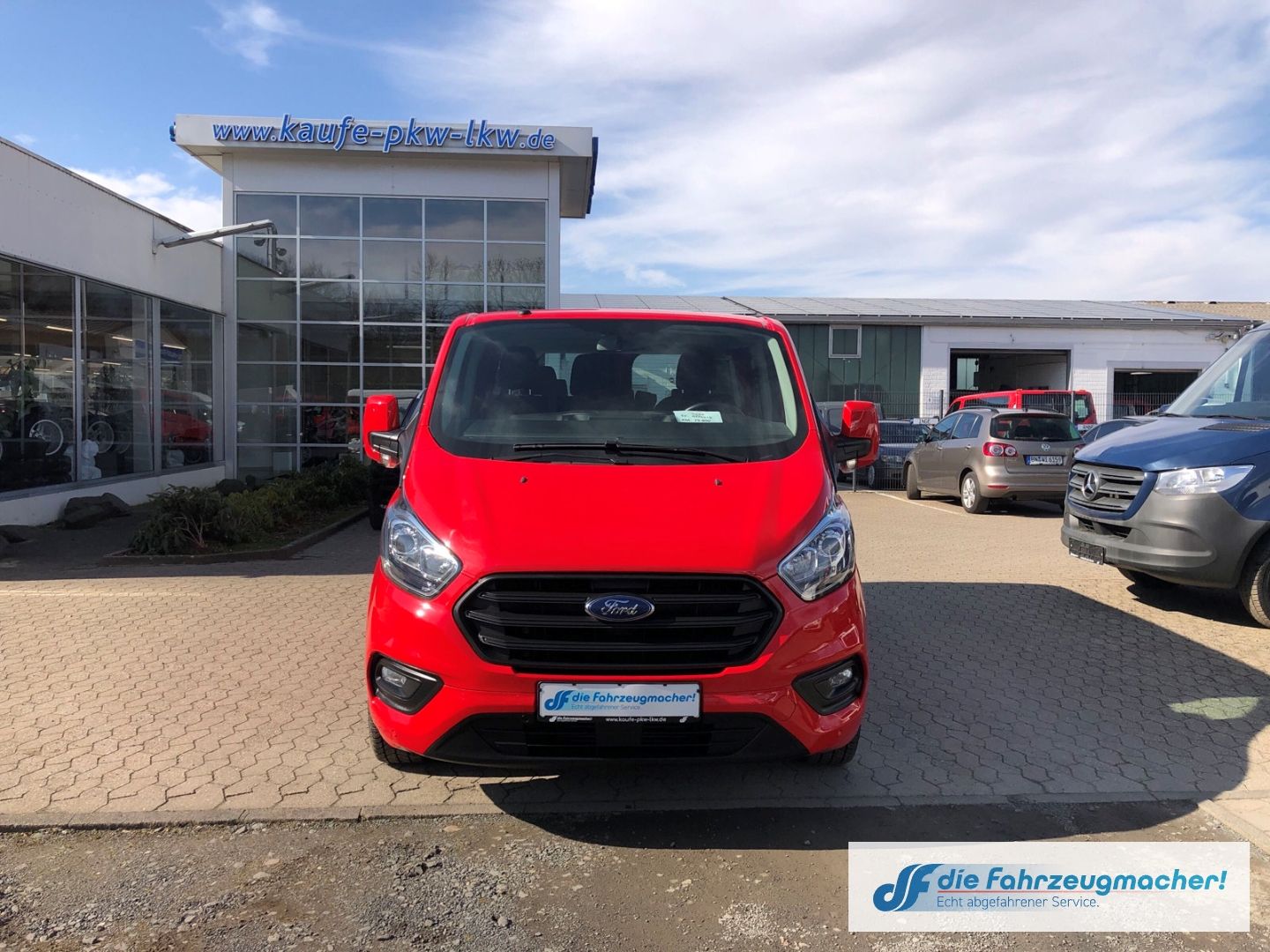 Fahrzeugabbildung Ford Transit Custom Kombi 320 L1 *3174