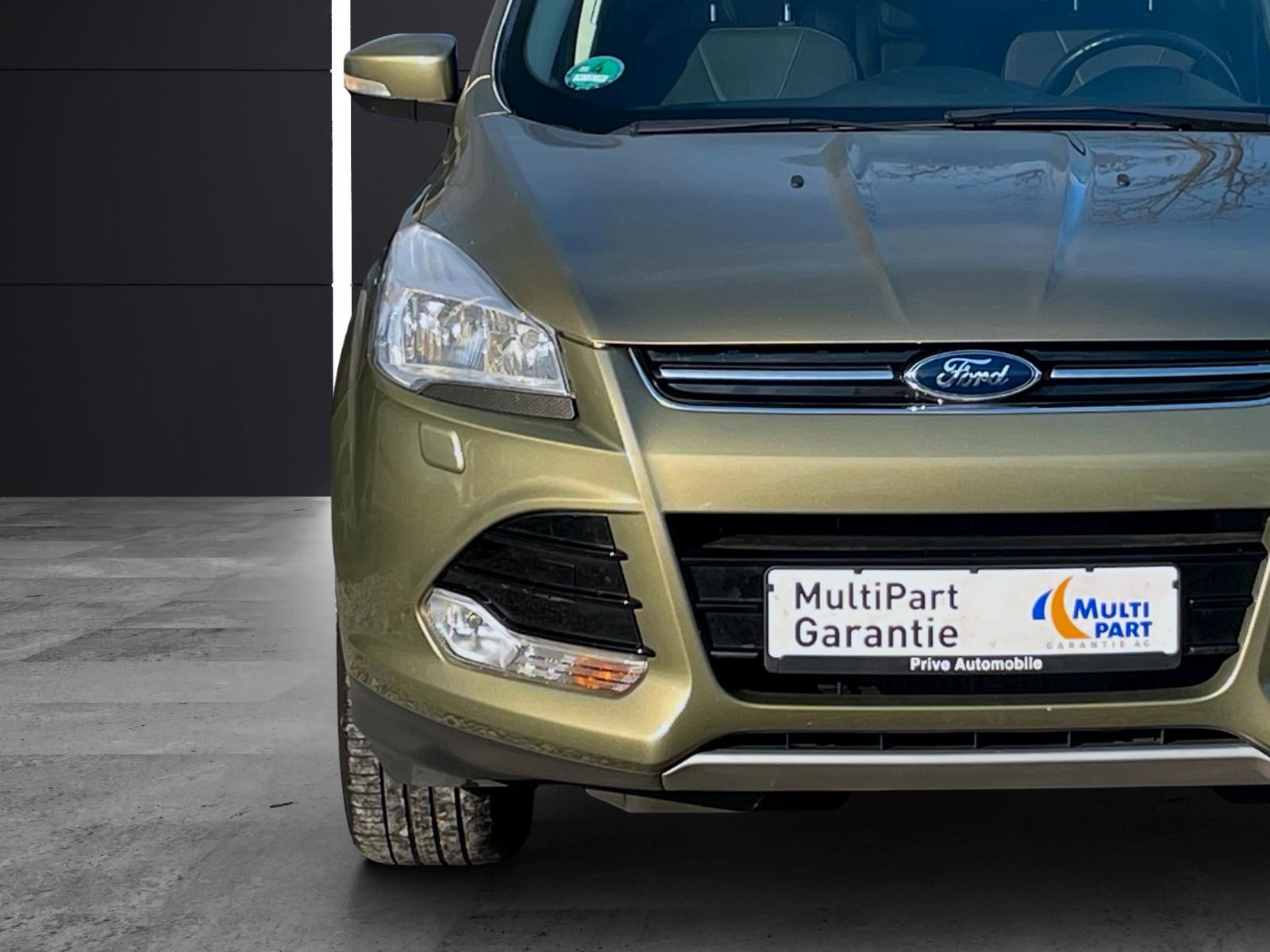 Ford Kuga Titanium AHK~8-Fach~MFL~SHZ~Top gepflegt