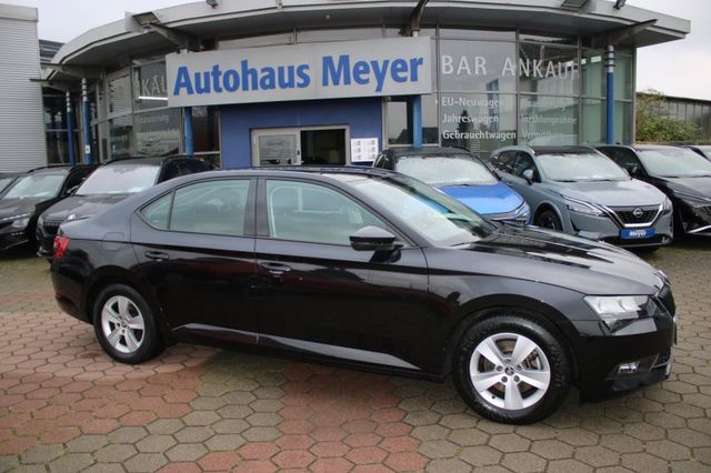 Skoda Superb 1.4 TSI Navi/8 Fach/PDC/DAB/WP/1.Hd.