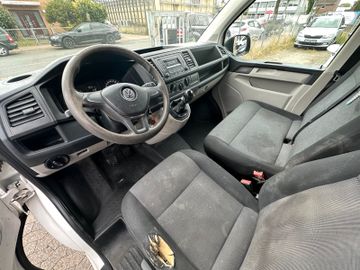 Volkswagen T6 Transporter - 10