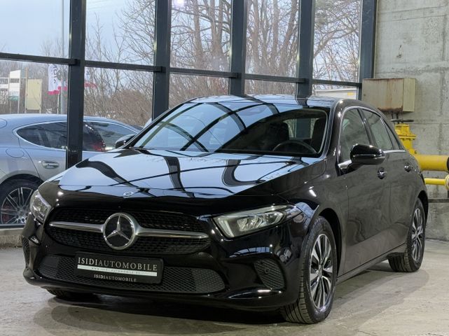 Mercedes-Benz A 180 d LED MBUX Sportsitze Rü-Kamera Leder 