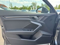 AUDI A3 Sportback 35 TDI S-line LED Navi virtual Rfk AUDI A3 Sportback 35 TDI S-line LED Navi virtual Rfk