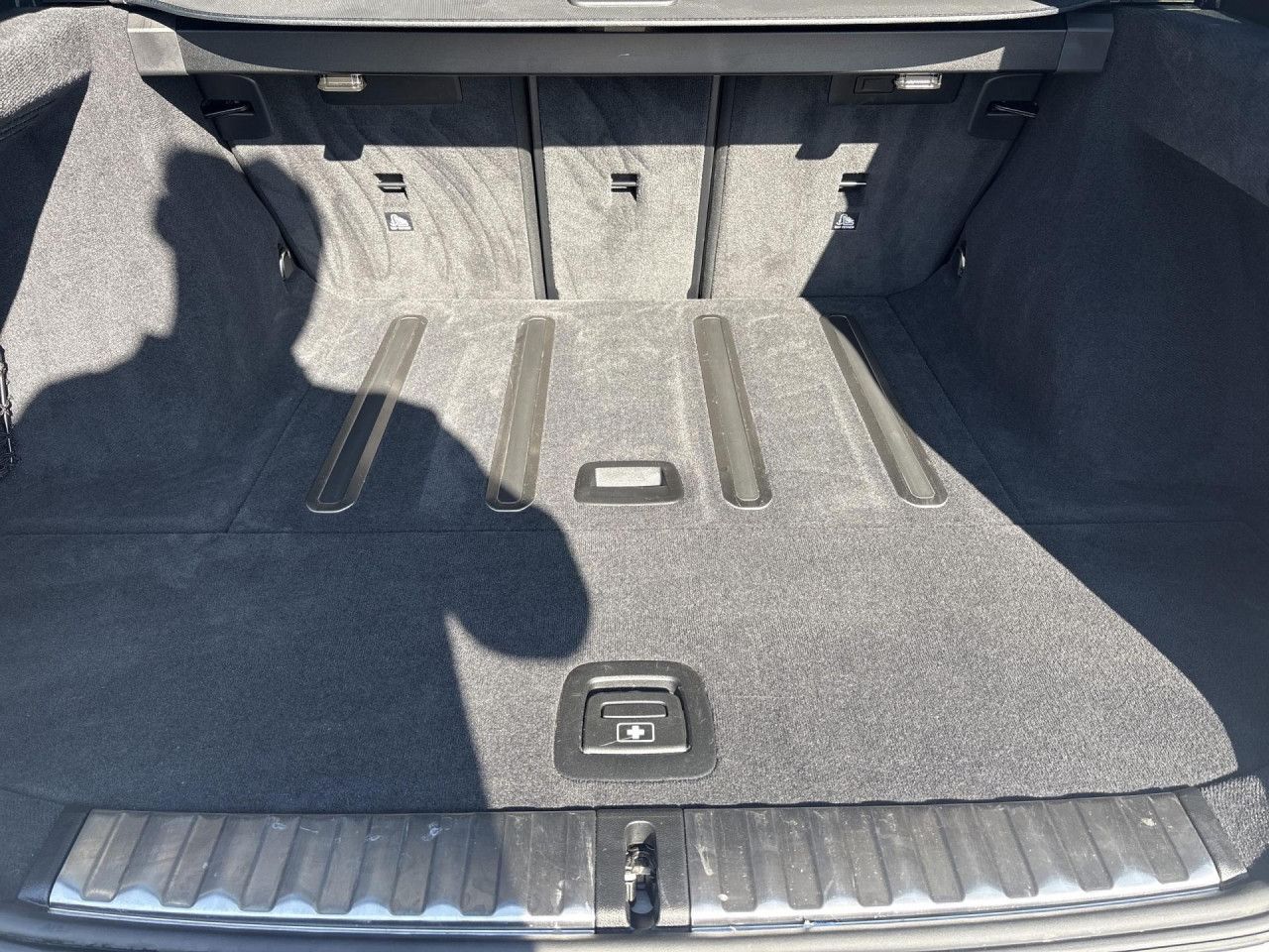 BMW 330i xDr T M SPORT Pano St Go LivePro,360,AdLED foto 15