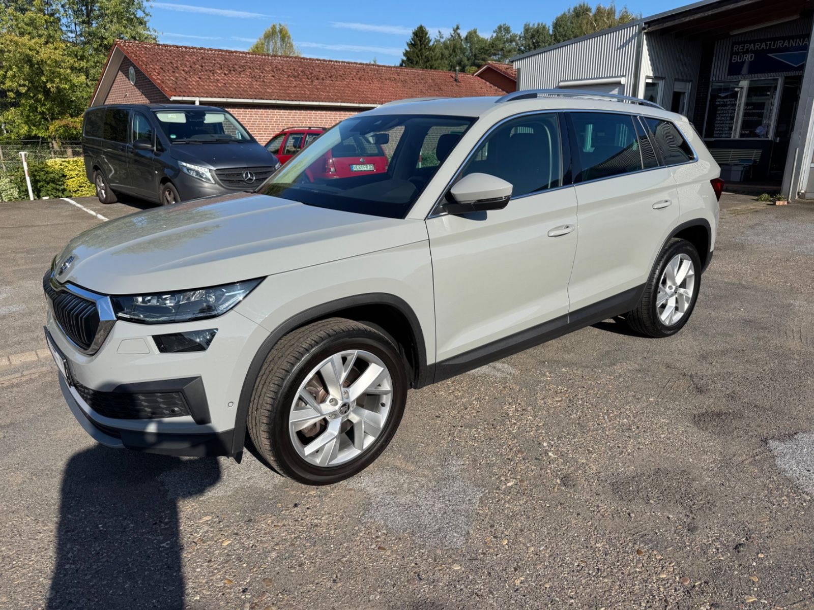 SKODA Kodiaq Style 4x4 Parklenksystem/AHK