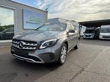 Mercedes-Benz GLA 180 Urban+LED+Navi+Kamera+WR+elektr.Hckkl. - mit Benzin-Antrieb: Elektrische Wegfahrsperre, Elektr