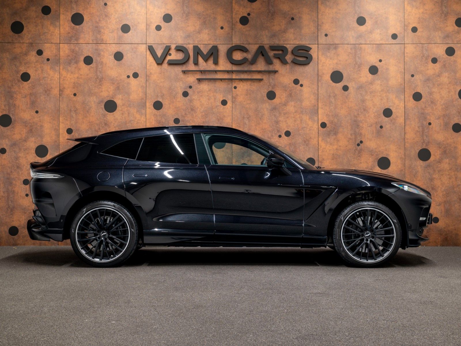 Aston Martin DBX 707 *Carbon*Sitzbelüftung*ACC*360*DesignPack foto 6