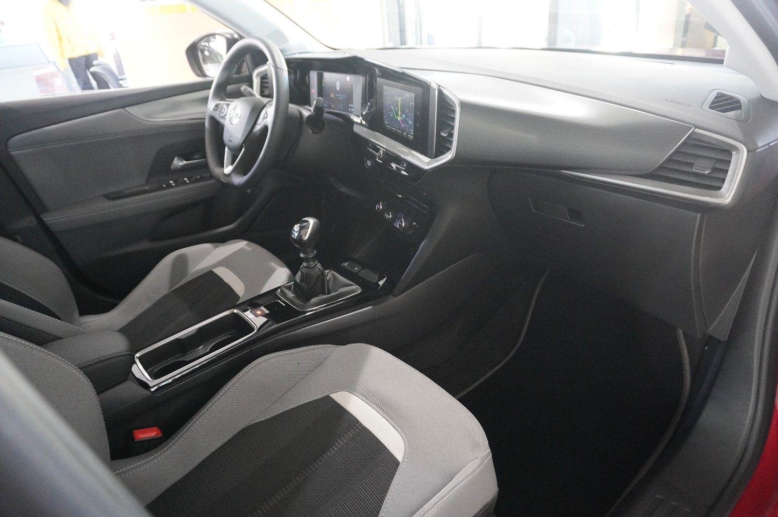 Fahrzeugabbildung Opel Mokka ELEGANCE 1.2T NAVI/LED/KAMERA/SPORT/VIRT.