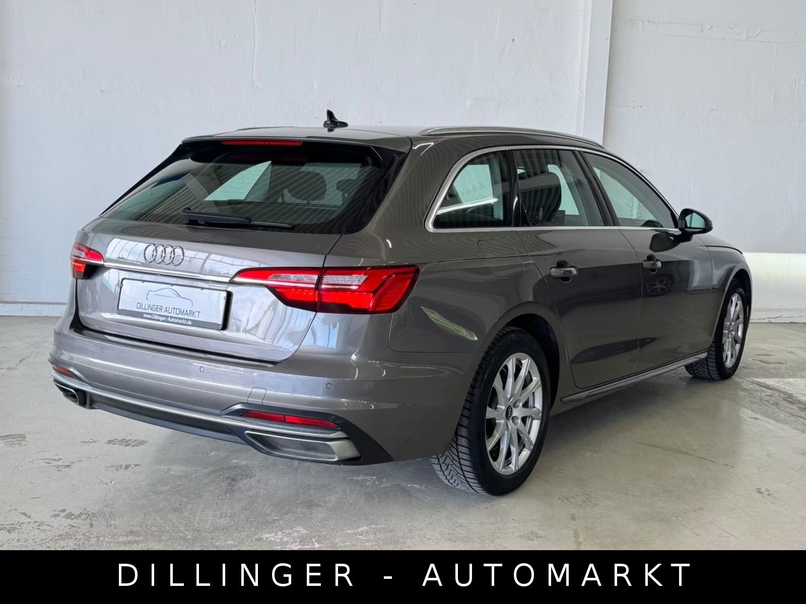 Audi A4 Avant 30 TDI AUTOMATIK LED Navi Temp AHK PDC imagem 2