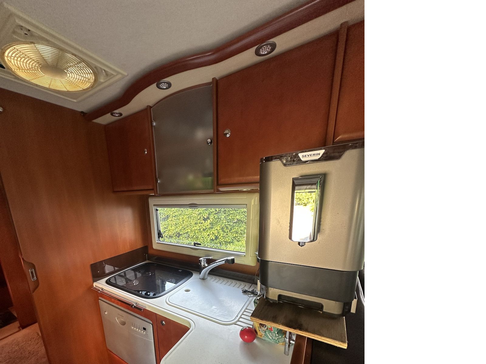 Fahrzeugabbildung Concorde Charisma 890 LS MAN TGL 02