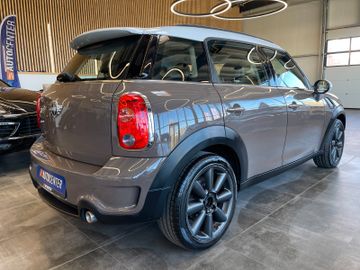 MINI Cooper SD Countryman *PANO*PDC*NAVI*BI-XENON*