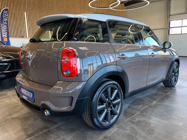 MINI Cooper SD Countryman *PANO*PDC*NAVI*BI-XENON*