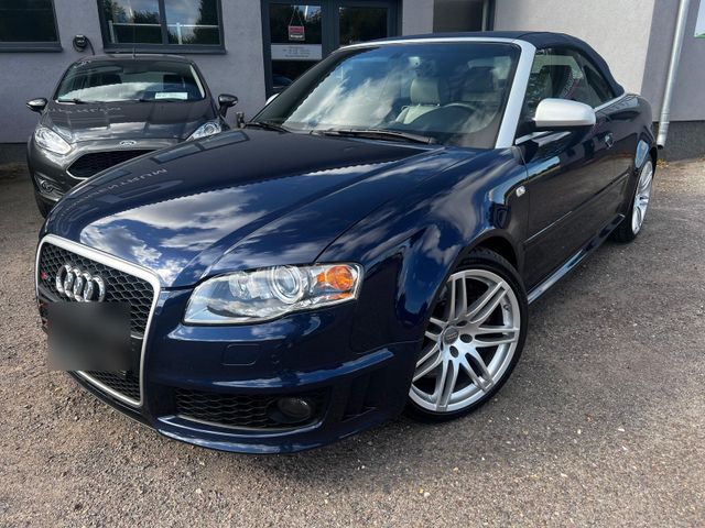 Audi RS4 Cabrio Original Zustand Scheckhef...