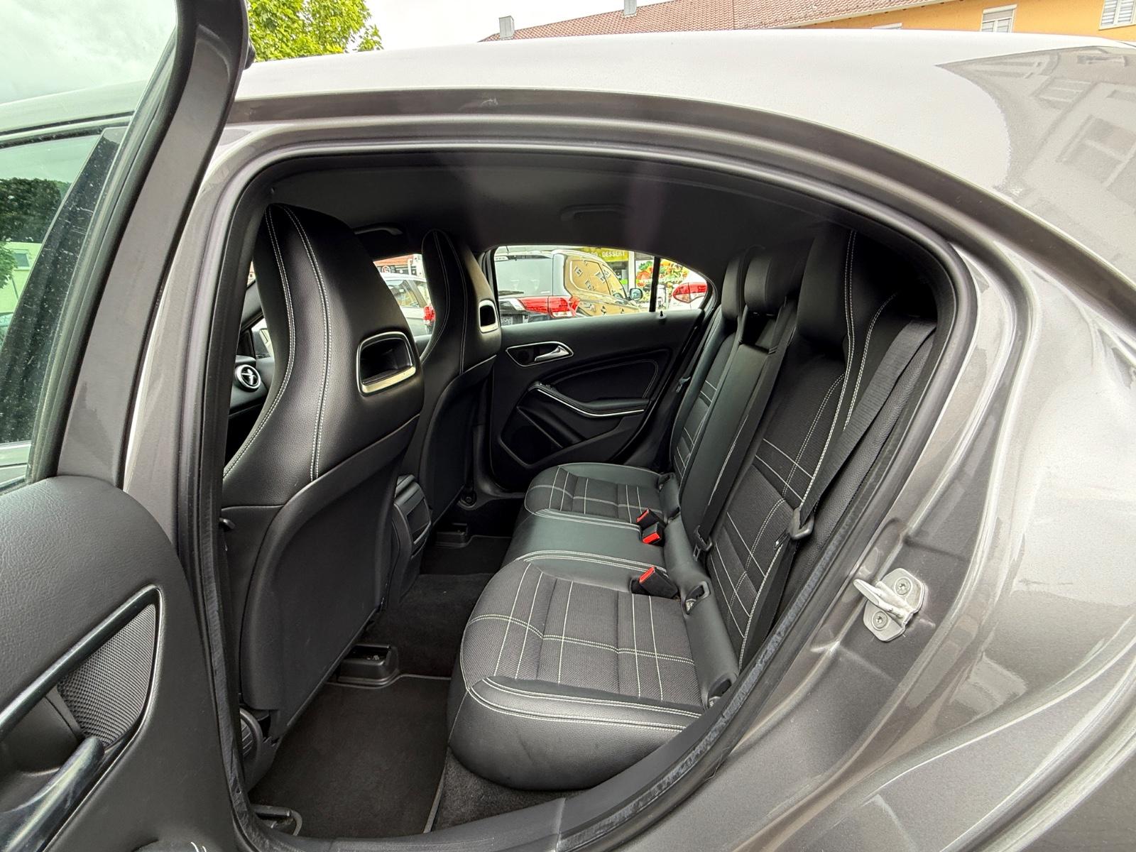 Mercedes-Benz A 250 A A 250 BlueEfficiency Automatik