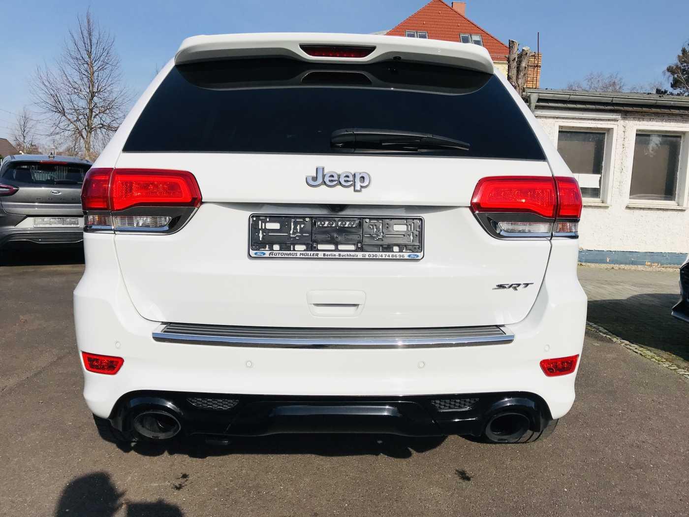 Jeep Grand Cherokee SRT 6.4 V8 HEMI 468 ch BVA 4x4 / Toit panoramique / Harman Kardon / Sièges ventilés / ACC