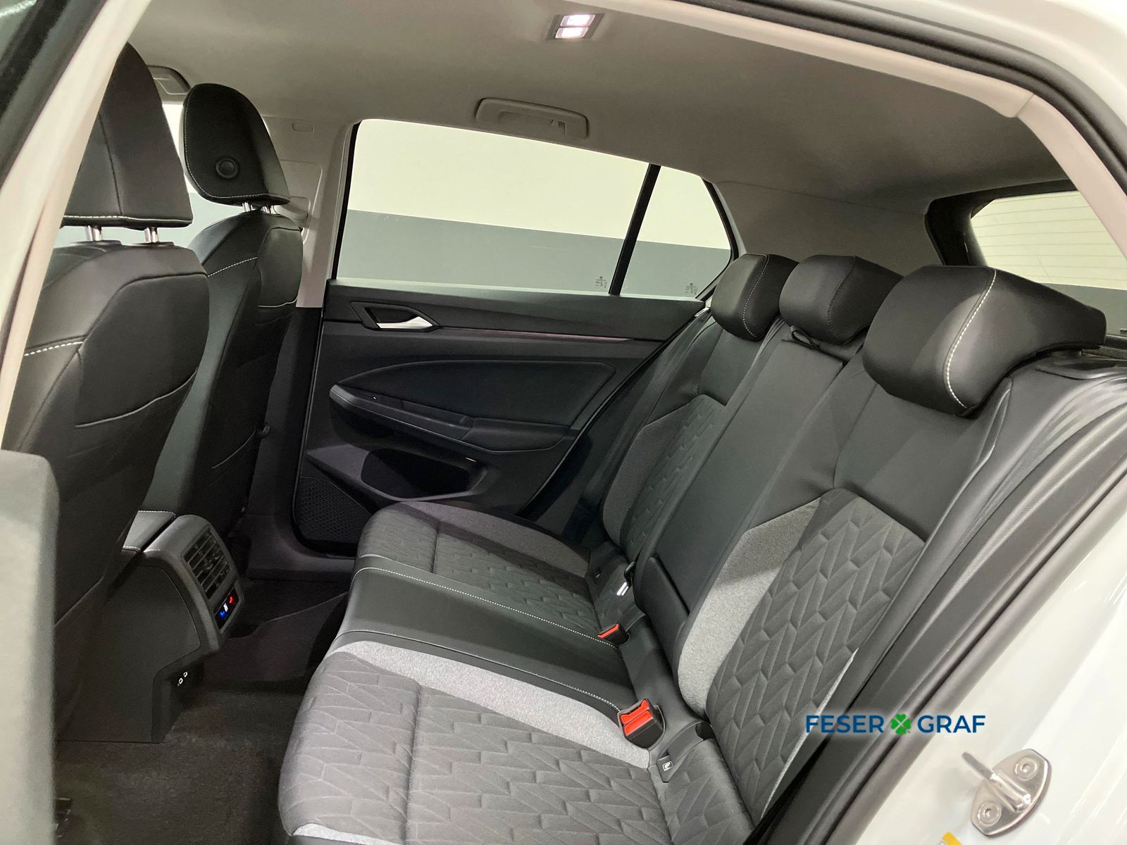 Volkswagen Golf - Bild 7
