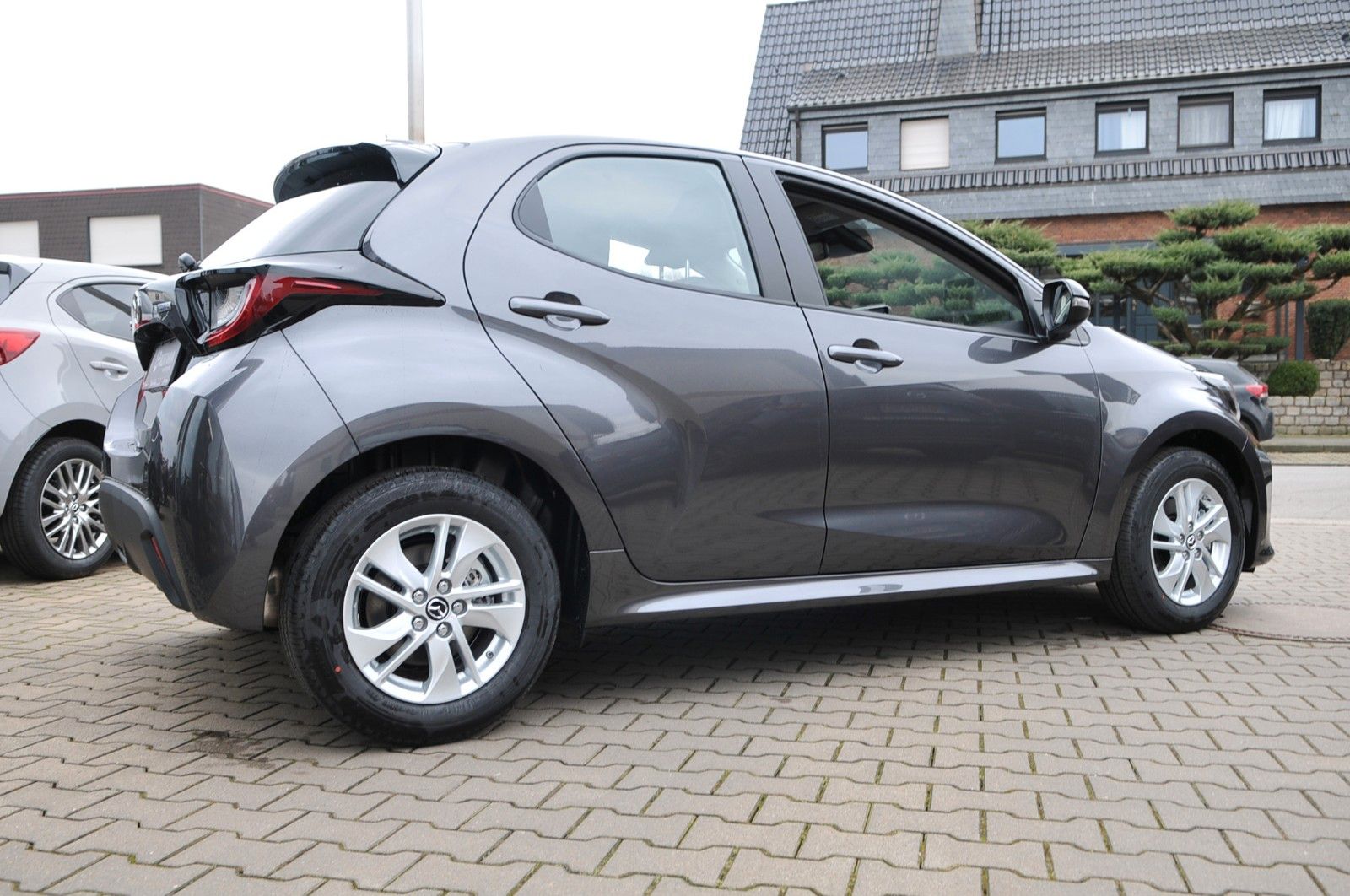 Mazda 2 Hybrid - Bild 11