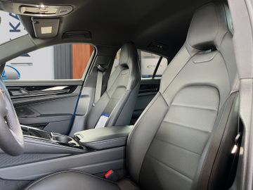 Porsche Panamera - 7
