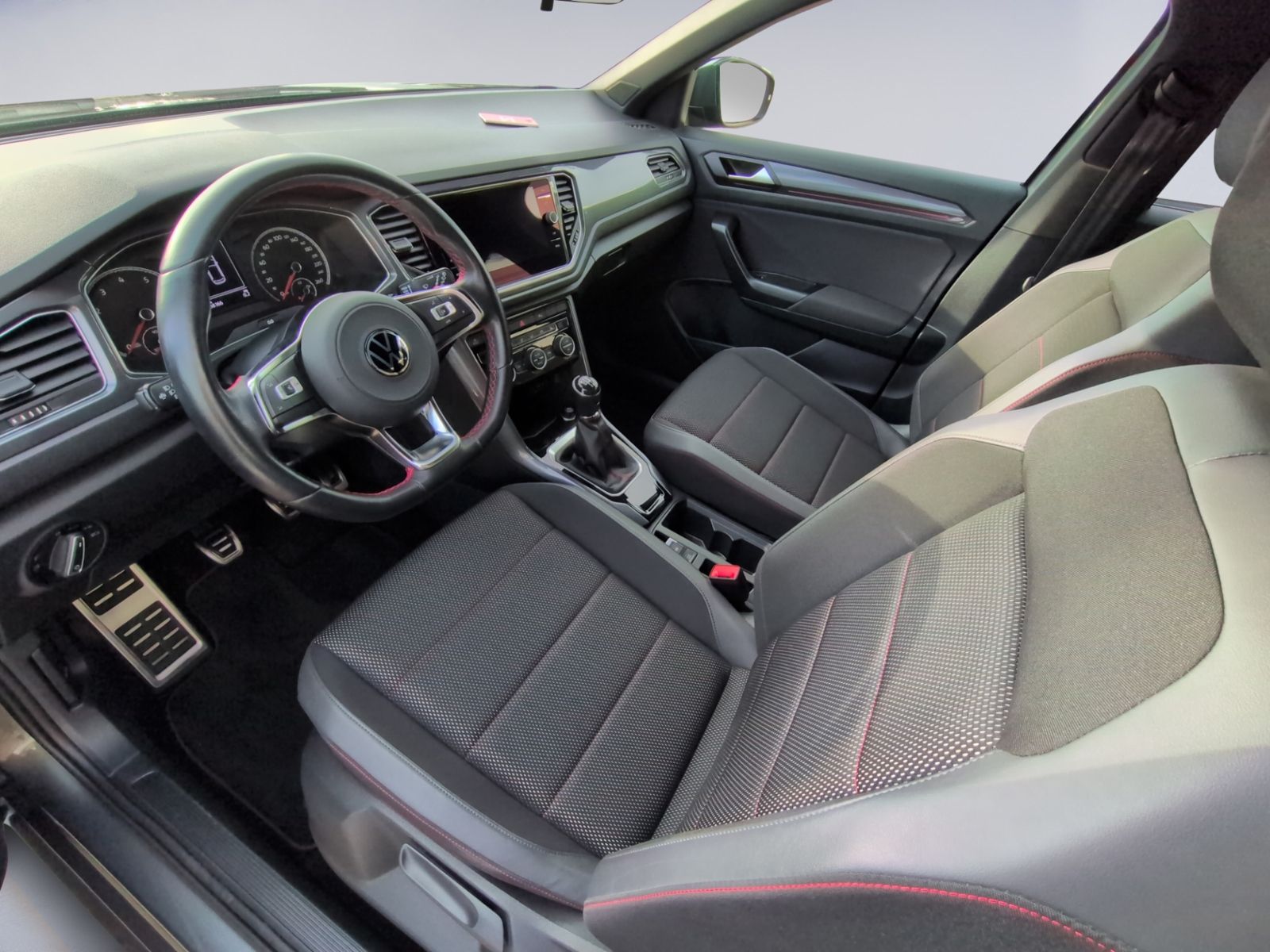 T-Roc 1.5 TSI Sport AHK+NAVI+SHZ+PDC