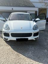 Porsche Cayenne S E-Hybrid S - Porsche Cayenne mit Hybrid-Antrieb: Geländewagen