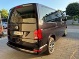 Volkswagen T6 Caravelle Comfortline Bulli  - : Kleinbus, Bulli
