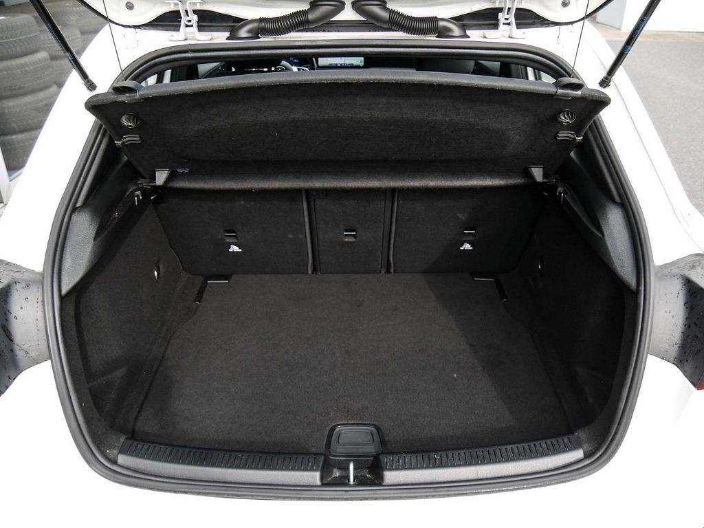 Mercedes-Benz A 180 |LED|NAVI|KAM|MBUX|PTS|SHZ|LM|Tempomat|AUT